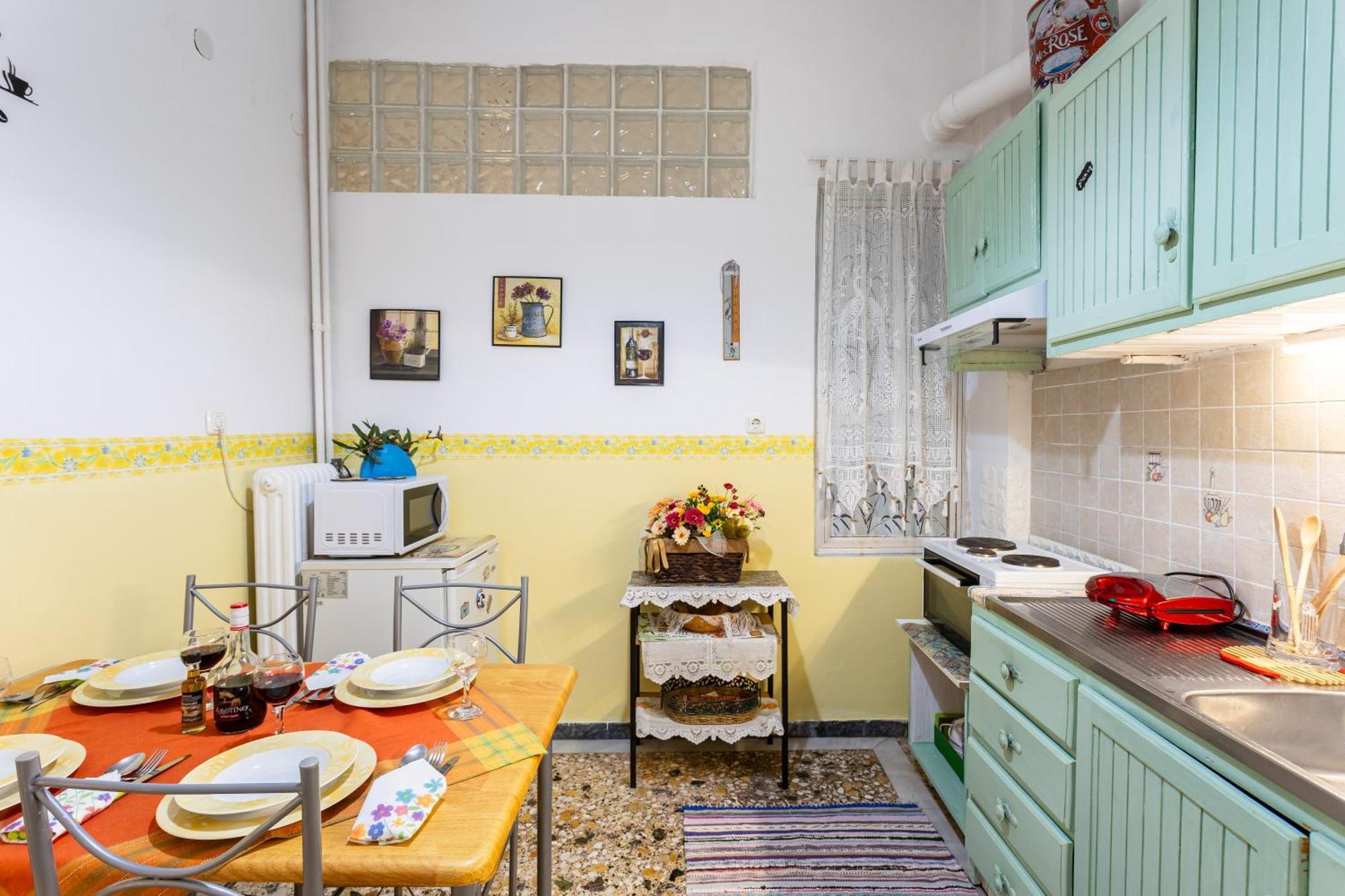 Sofi'S Flat In The City Center, 5Min To The Sea Kalamata Exterior foto