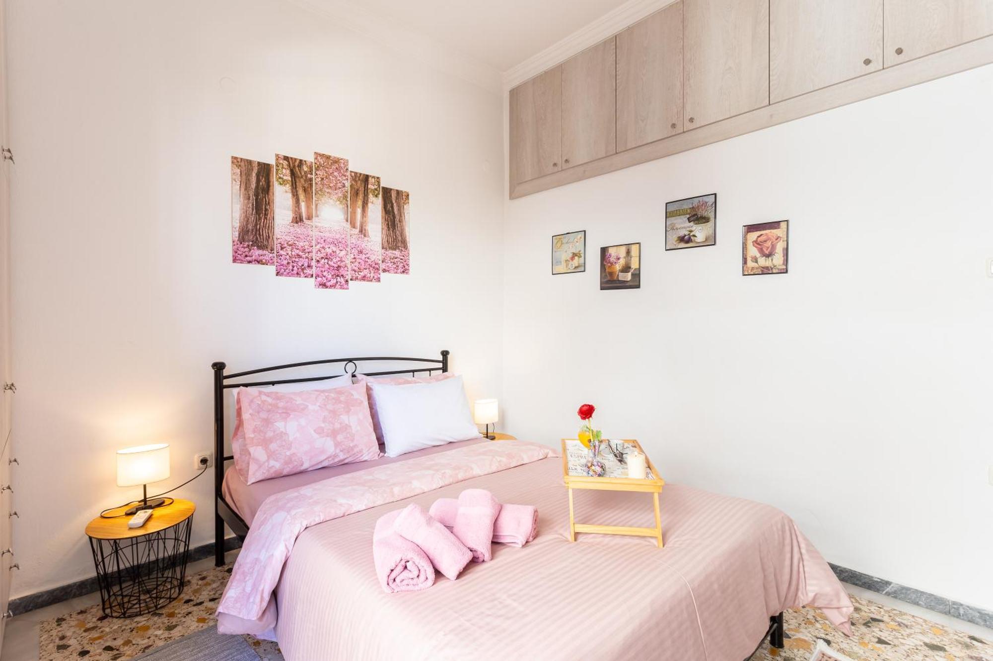 Sofi'S Flat In The City Center, 5Min To The Sea Kalamata Exterior foto