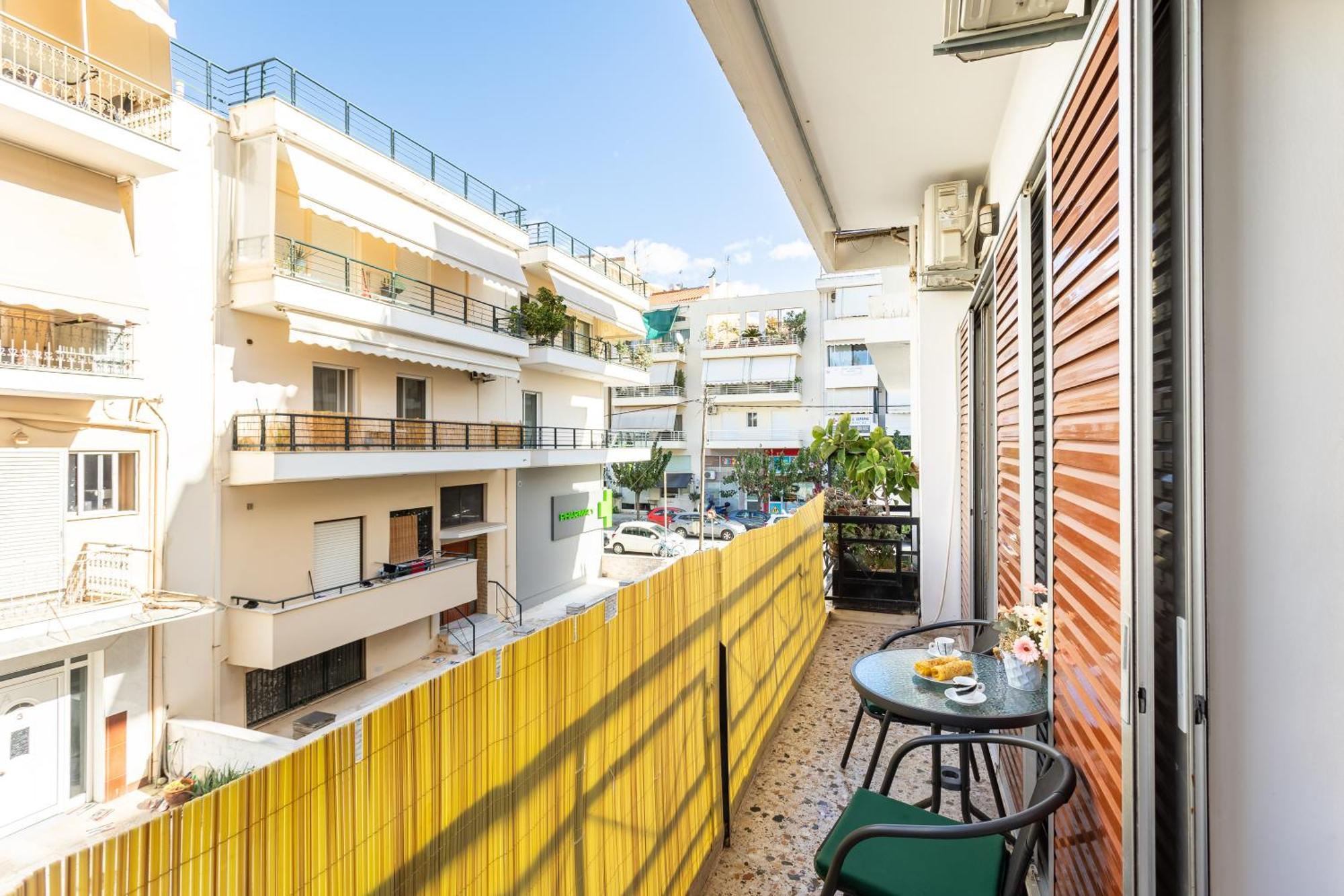 Sofi'S Flat In The City Center, 5Min To The Sea Kalamata Exterior foto